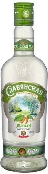 Водка Славянская Мягкая 0,5л 40% на березовых почках