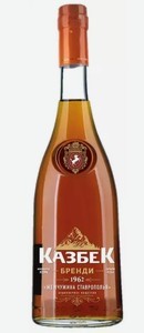 Бренди Казбек  37,5%  0,5л Россия